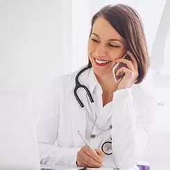 Telefonlinien zur medizinischen Beratung